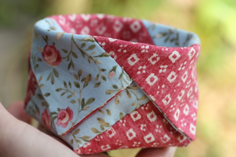 The Stitching Room Thread Holder pattern