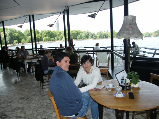[DSCF4956.JPG]