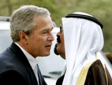 bush kissing