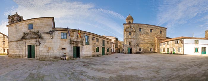 [plaza_panoramica.jpg]