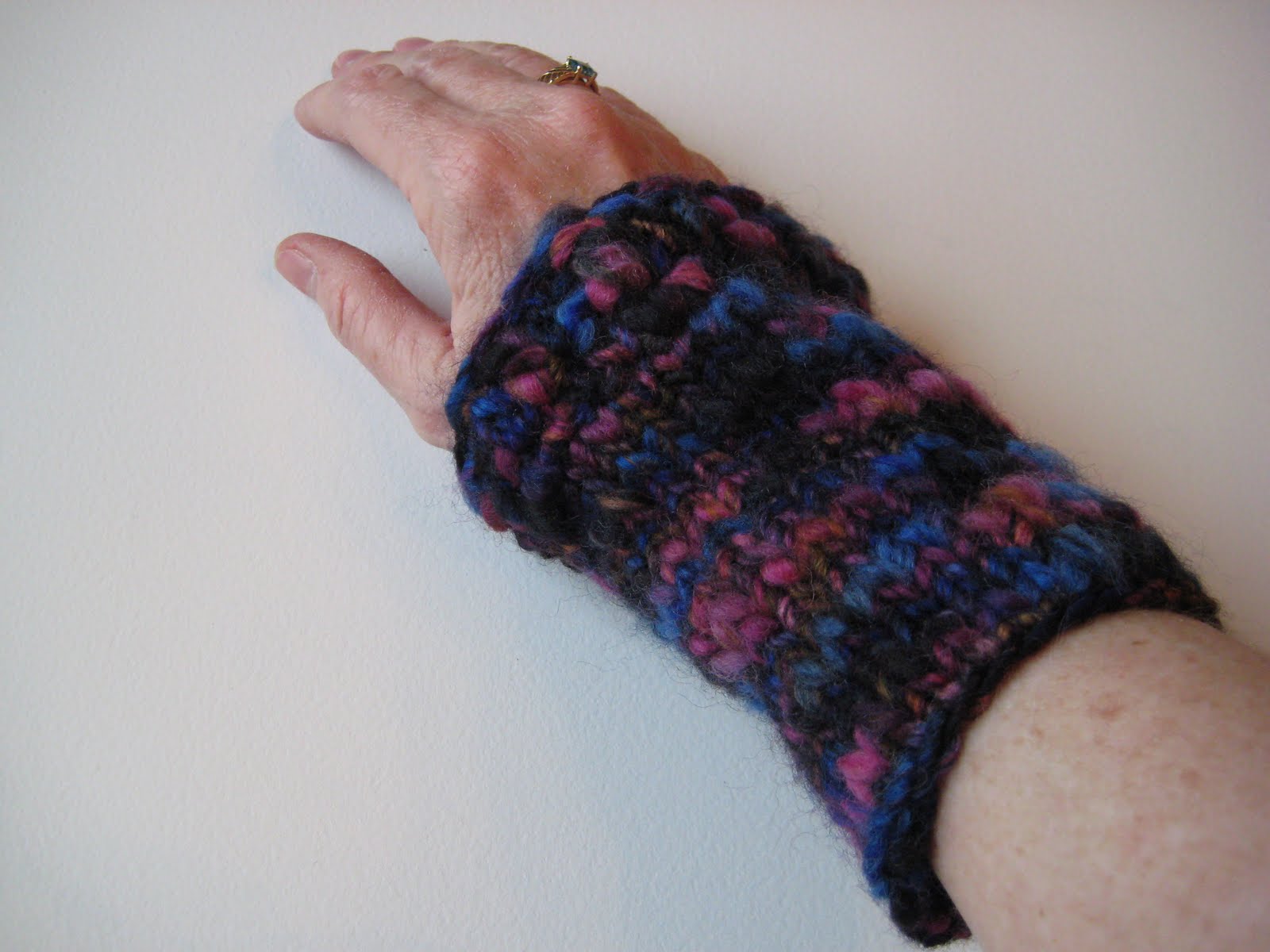 One Knit One Purl Free Knitted Cuff Pattern