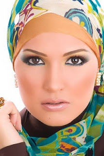 Tips Memakai Makeup Untuk Wanita Berjilbab Tips Memakai Makeup Untuk Wanita Berjilbab