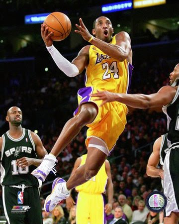 Kevin Durant flying high going kevin durant dunks on kobe. Kevin Durant flying high going