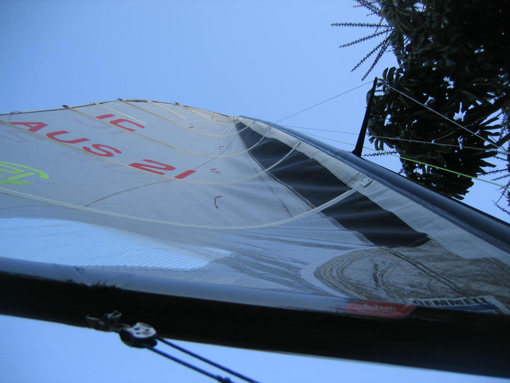 [Boltrope+IC+sail+flat.JPG]