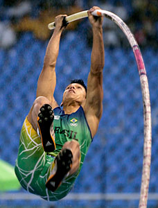 http://4.bp.blogspot.com/_VtiseR9Ywg4/SumU2aW_hwI/AAAAAAAAADA/PrMputaoGoA/s320/SALTO+COM+VARA2.jpg