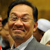 BAJET 2011 - ANWAR TERSENYUM GUMBIRA HARGA 'SELUAR DALAM' TURUN..