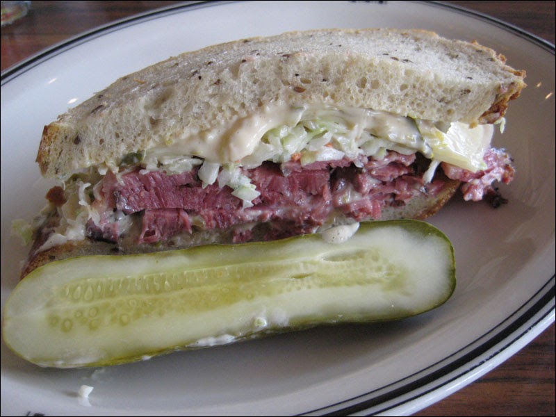 Review Langer's 19 Pastrami, Swiss Cheese, and Cole Slaw Sandwich Brand Eating