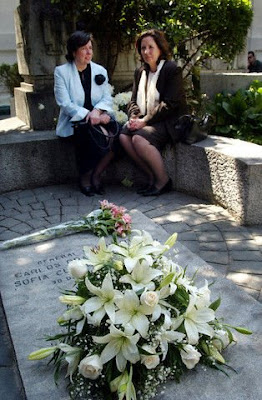 Tumba del General Carlos Prats