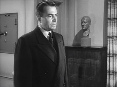 James Mason en Operación Cicerón (Five Fingers, 1952)
