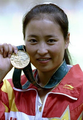 Atlanta 1996 - Li Duihong, oro en pistola deportiva
