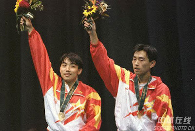 Atlanta 1996 - Liu Guoliang y Kong Linghui, campeones de dobles en tenis de mesa