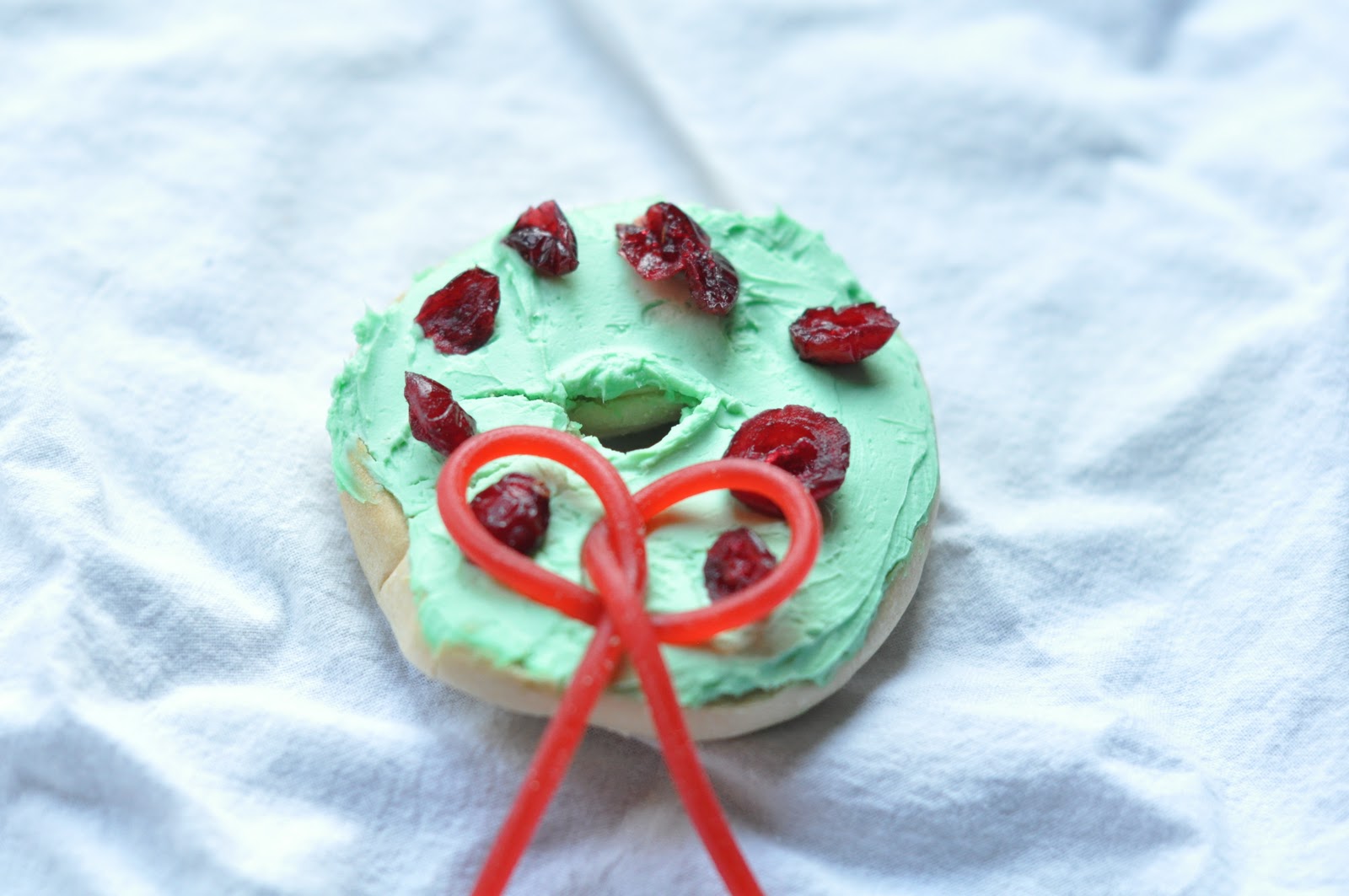 This Mommy Cooks: EASY and fun holiday treats to make with your kids