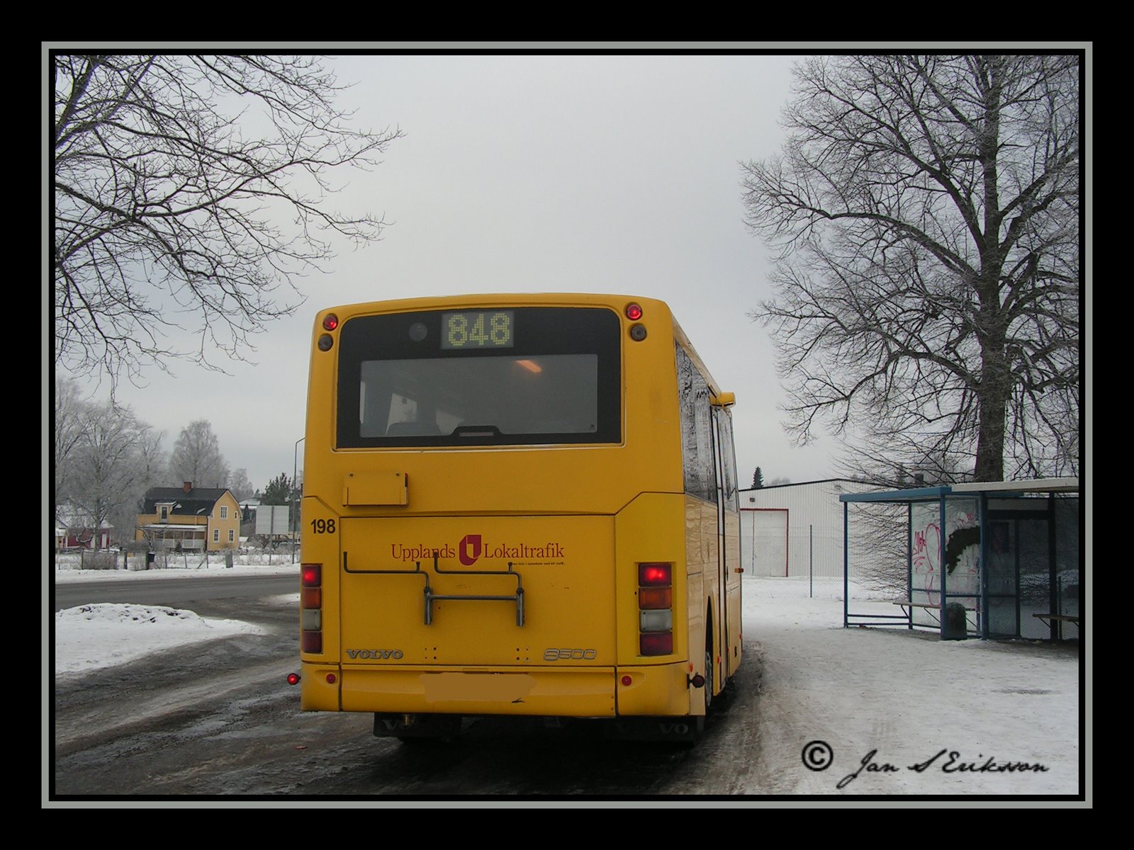 [H+buss.JPG]