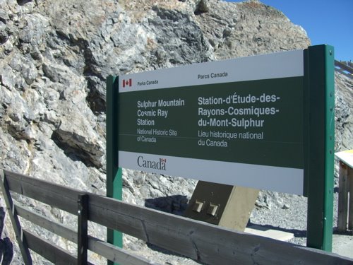 [16sulphur.jpg]