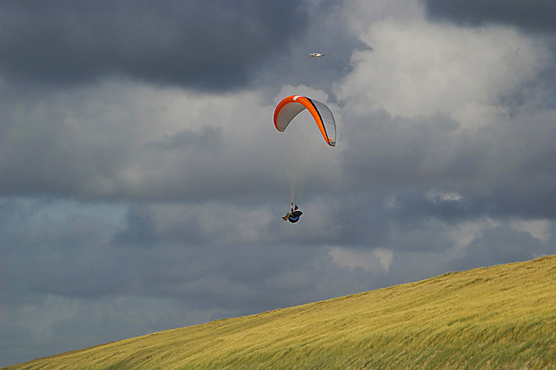 [paragliderwijds.jpg]