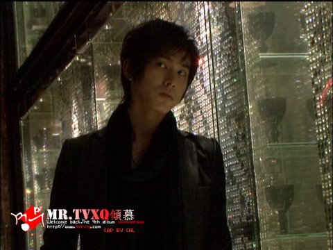 [Mirotic_jap_DVD_(31).jpg]