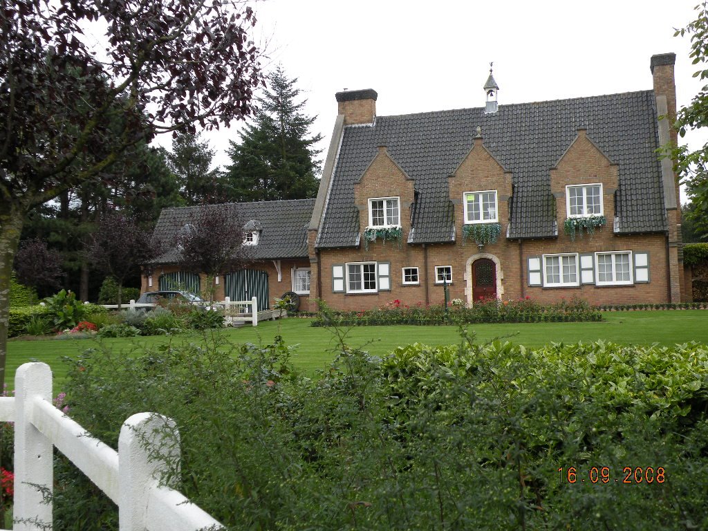 [DSCN0157.JPG]