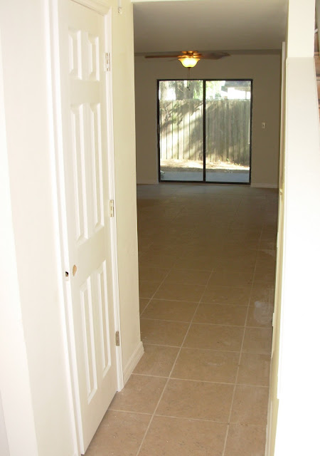 Jacksonville Condo Townhouses ceramic tile floors