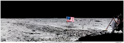 Foto Neil Armstrong Di bulan