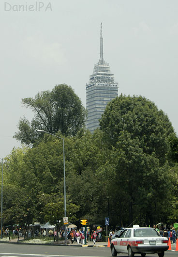 [DF07-060bl.jpg]