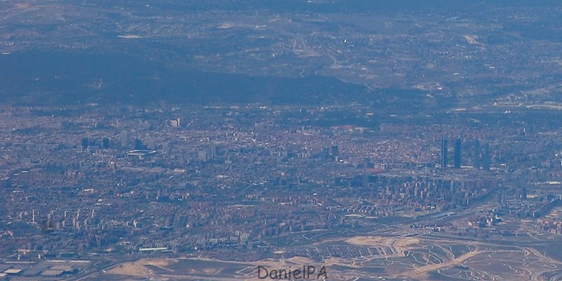 [Mad-Roma0901bl.jpg]