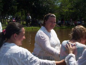 Mãe e filha foram batizadas juntas