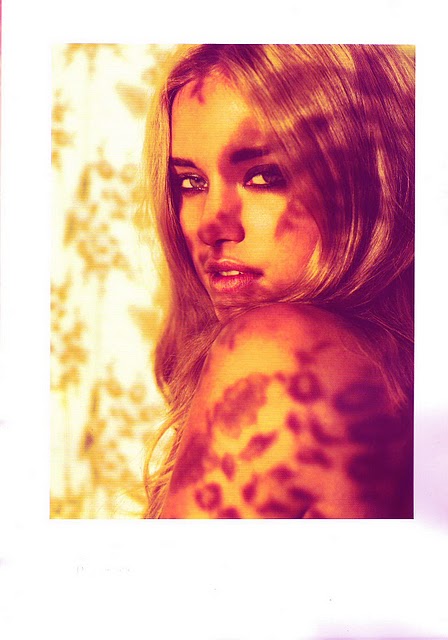 http://4.bp.blogspot.com/_WFdNkZJEv8I/TLhVqz-qpNI/AAAAAAAABgA/dliCA_wxBho/s1600/23_Julie_Ordon_Playboy_2007_France-014-1.jpg