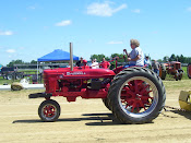 1942 - Farmall  H