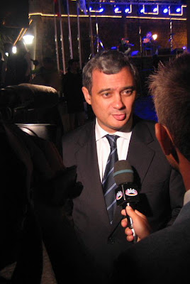 http://4.bp.blogspot.com/_WItqFXt0k6Q/SX5ae9Yg8SI/AAAAAAAAFD4/xpzg36rZVXY/s400/Pedro+Silva+Pereira2.JPG