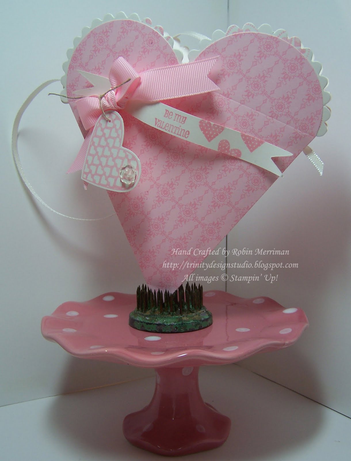 http://4.bp.blogspot.com/_WKNyoa6O5o8/TUhLJZUsgSI/AAAAAAAAE88/SXQI0rNcu_8/s1600/Pink%252BPetal%252BHeart%252BPouch.jpg