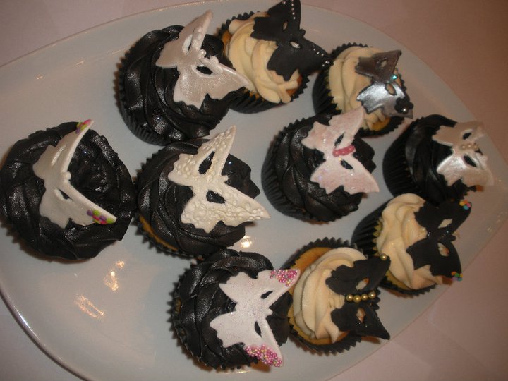 Peach Powder Blue: Cupcakes