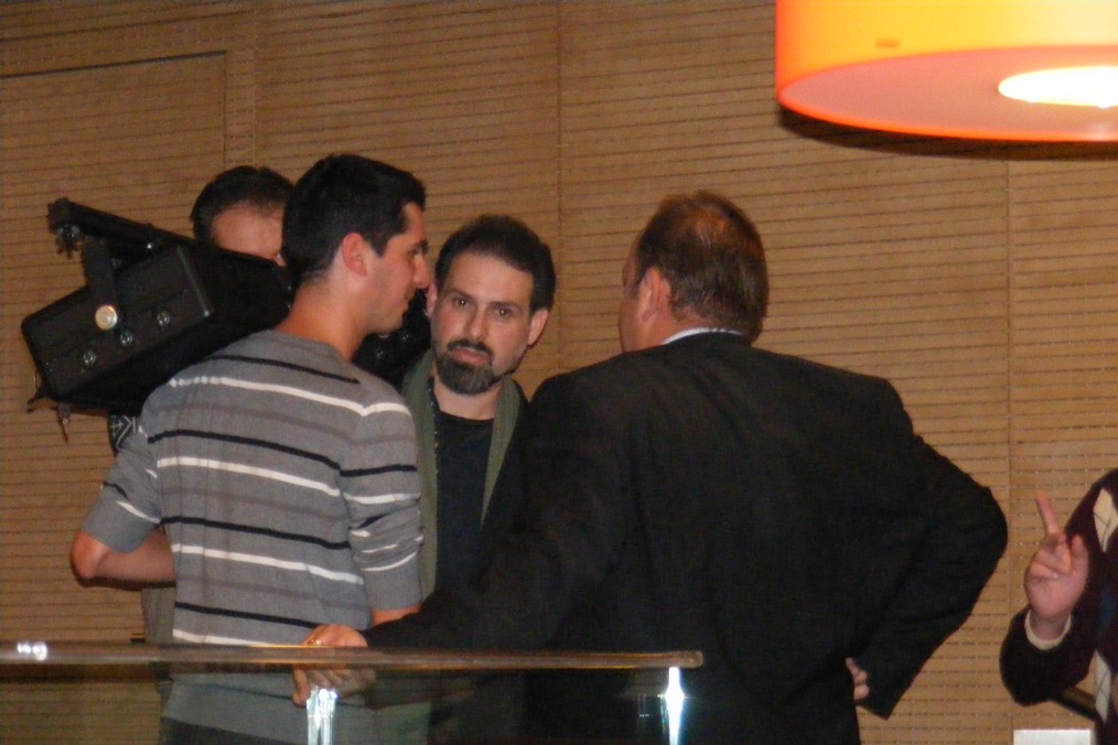 [2008_1006lmp0048+OKÉ3.JPG]