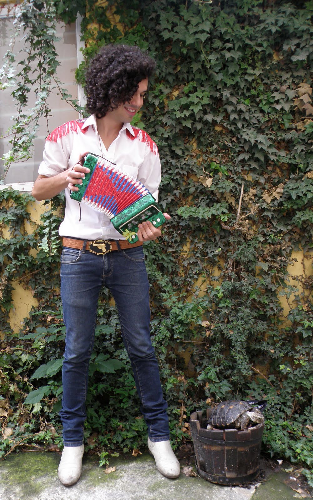 Mexican Street Style Accordion to me