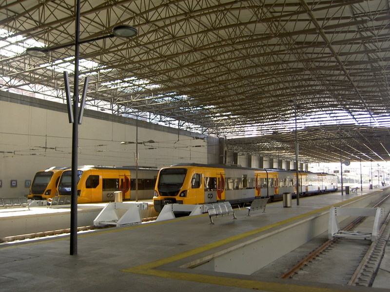 [ESTAÇÃO+COMBOIOS.jpg]