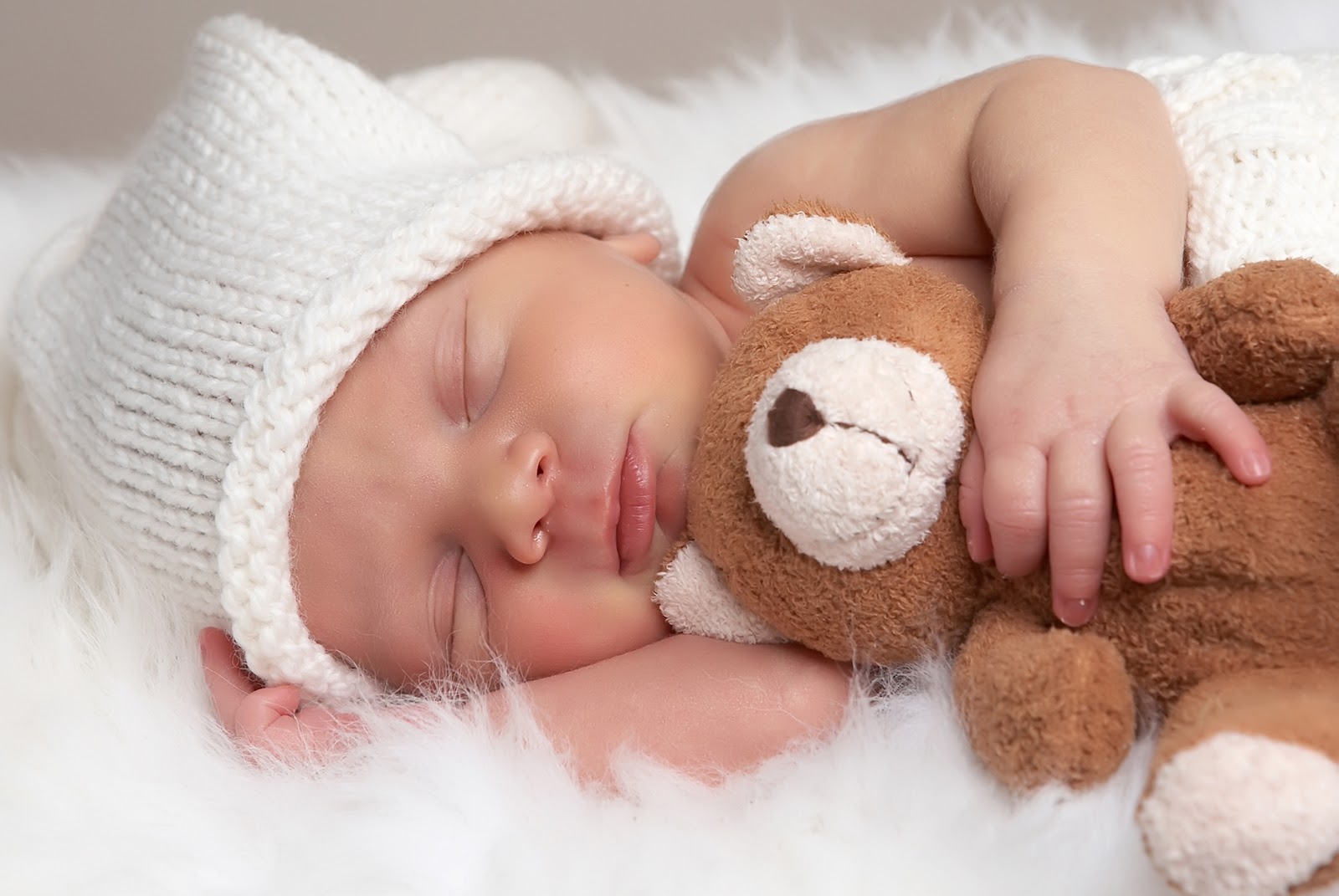 http://4.bp.blogspot.com/_WOWQJUlRtKQ/TO4ESOfZYrI/AAAAAAAAAGE/7v4fhMmMYj4/s1600/baby%252B%252525283%25252529.jpg