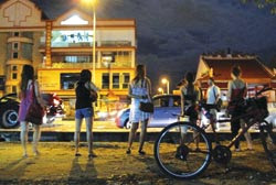 Gái mại dâm