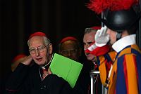 [2006-03-23-concistoro%2016.jpg]