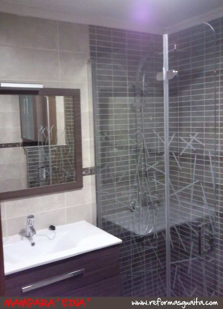 Azulejos baño en tonos grises ~ dikidu.com