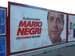 DE CAMPAÑA... La UCR en las calles.