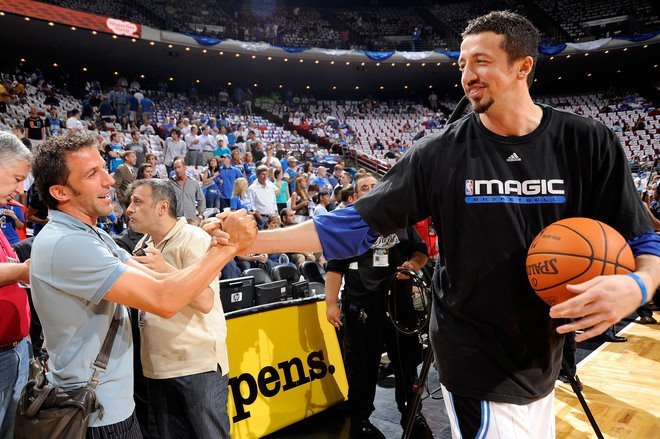Hidayet_Turkoglu-Alessandro_Del_Piero-11.06.2009.jpg