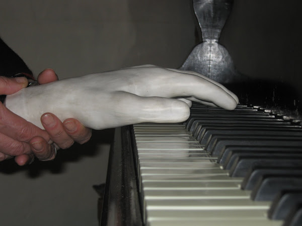 La Mano de Chopin al piano