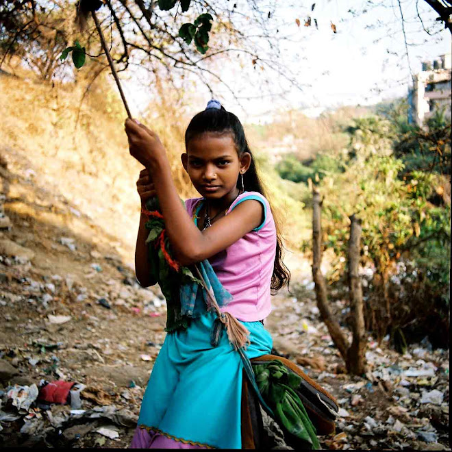 Niña en slum