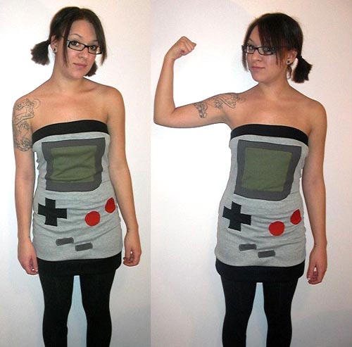 [robe-tube-gameboy-pour-geekette.jpg]