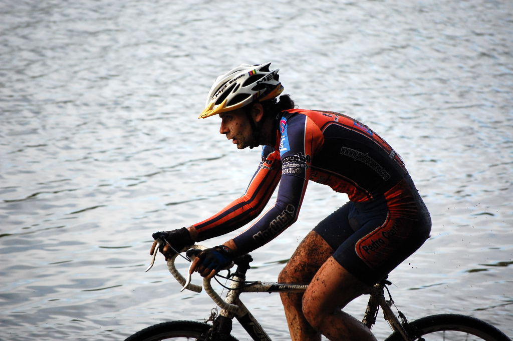 [navia+20080188.JPG]