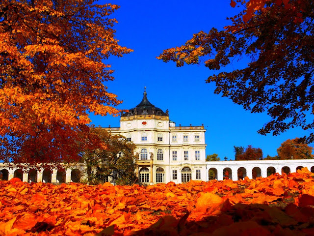 Podzim v Ploskovicích