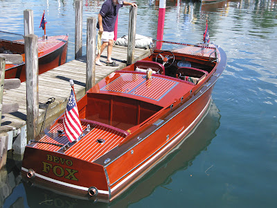 Antique wooden boat show les cheneaux