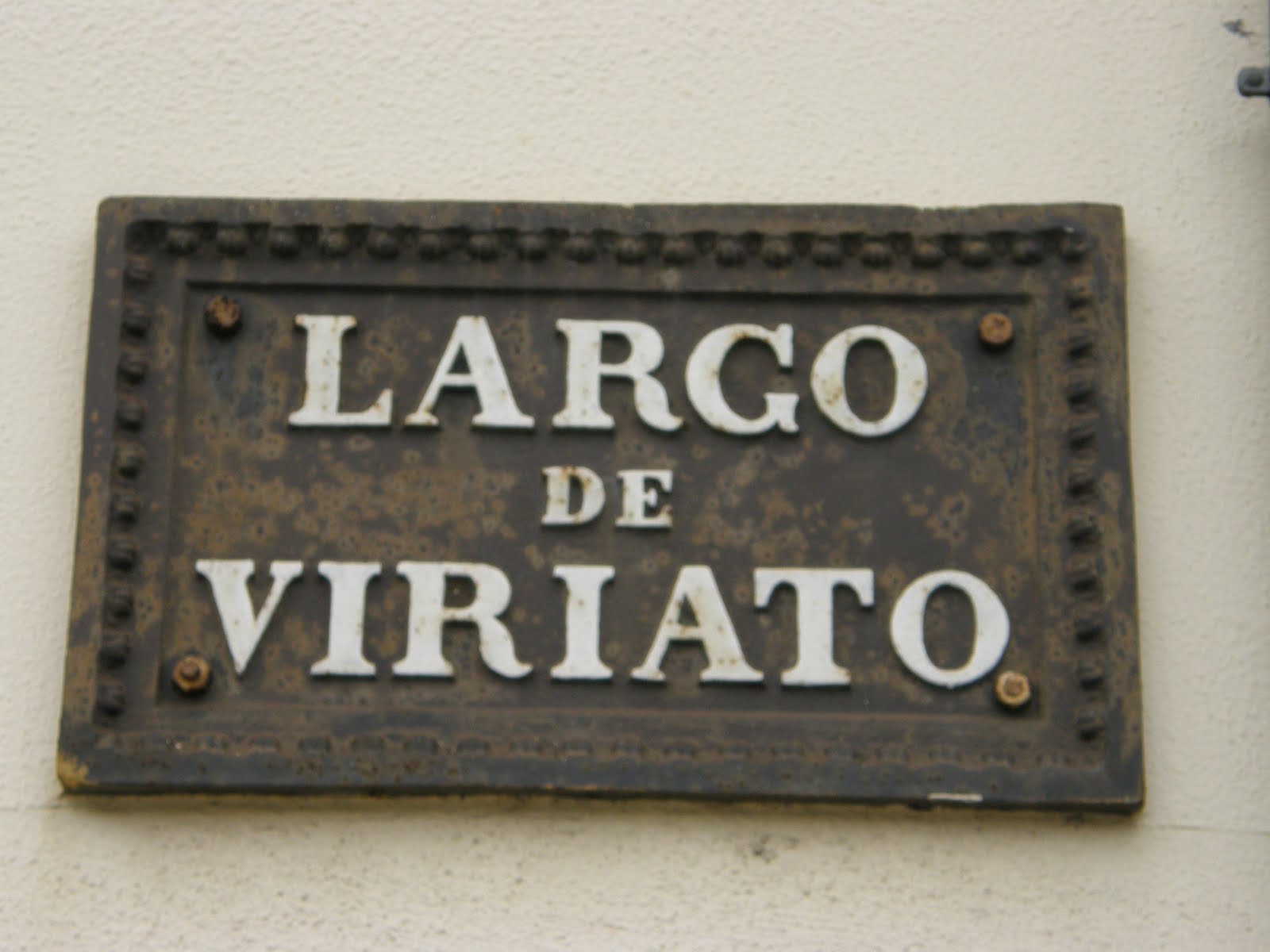 [Largo+do+Viriato.JPG]