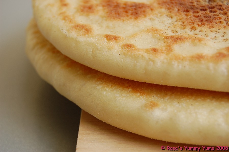 [Batbout+Bread+9.JPG]