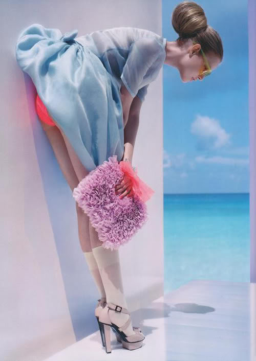 [14299606_59942_uk_vogue_febuary_200.jpg]