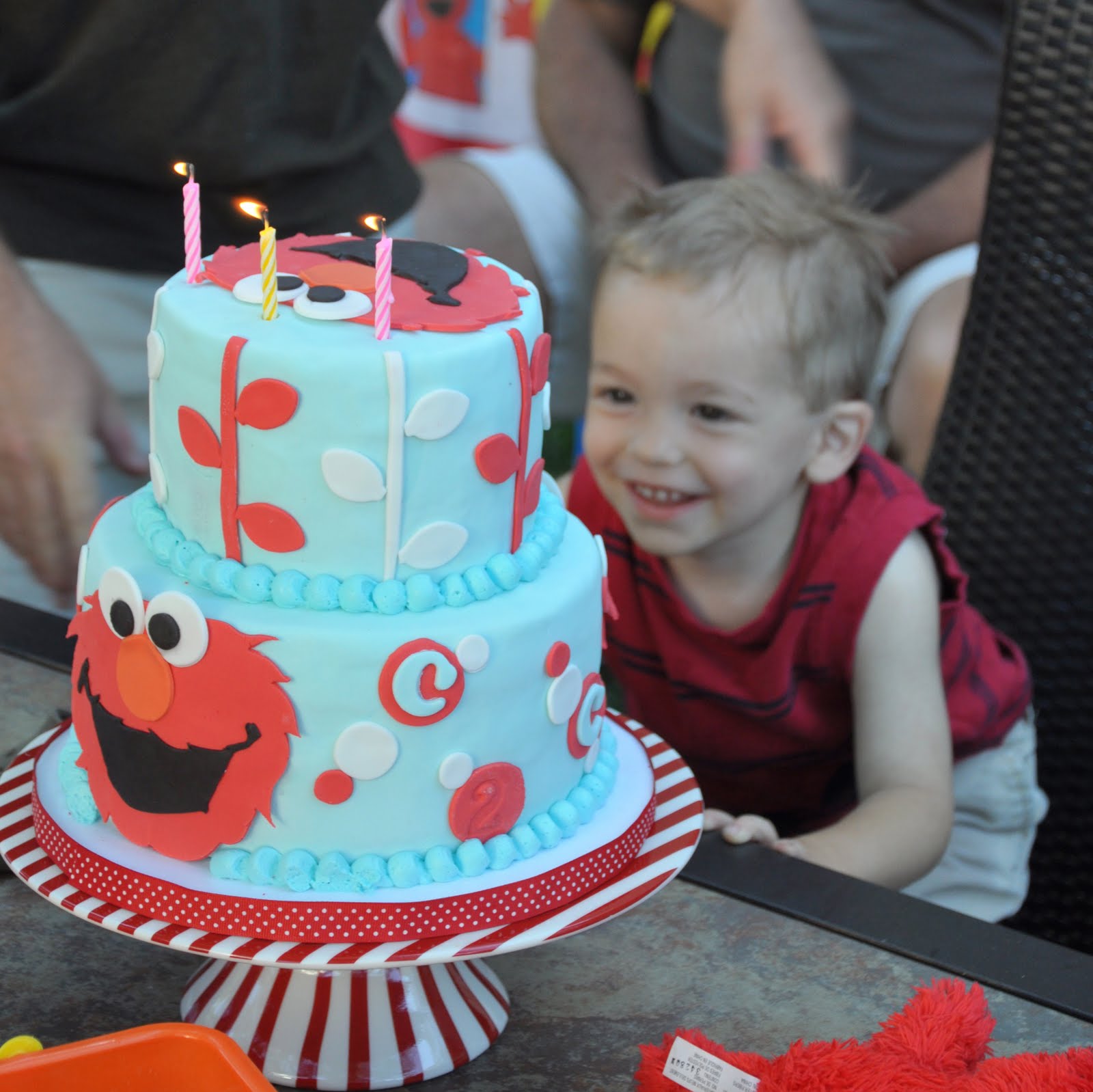 Fondant Elmo Cake